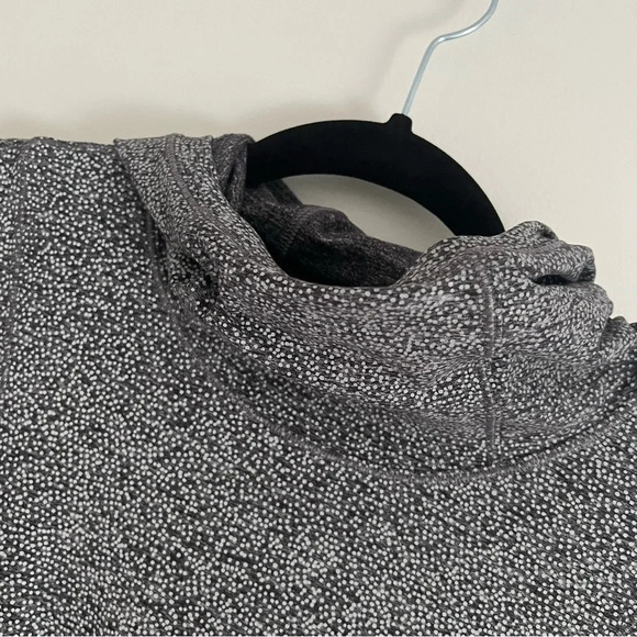 🆕 REFLECTIVE Lululemon Ready to Rulu Hoodie - Picture 4 of 11